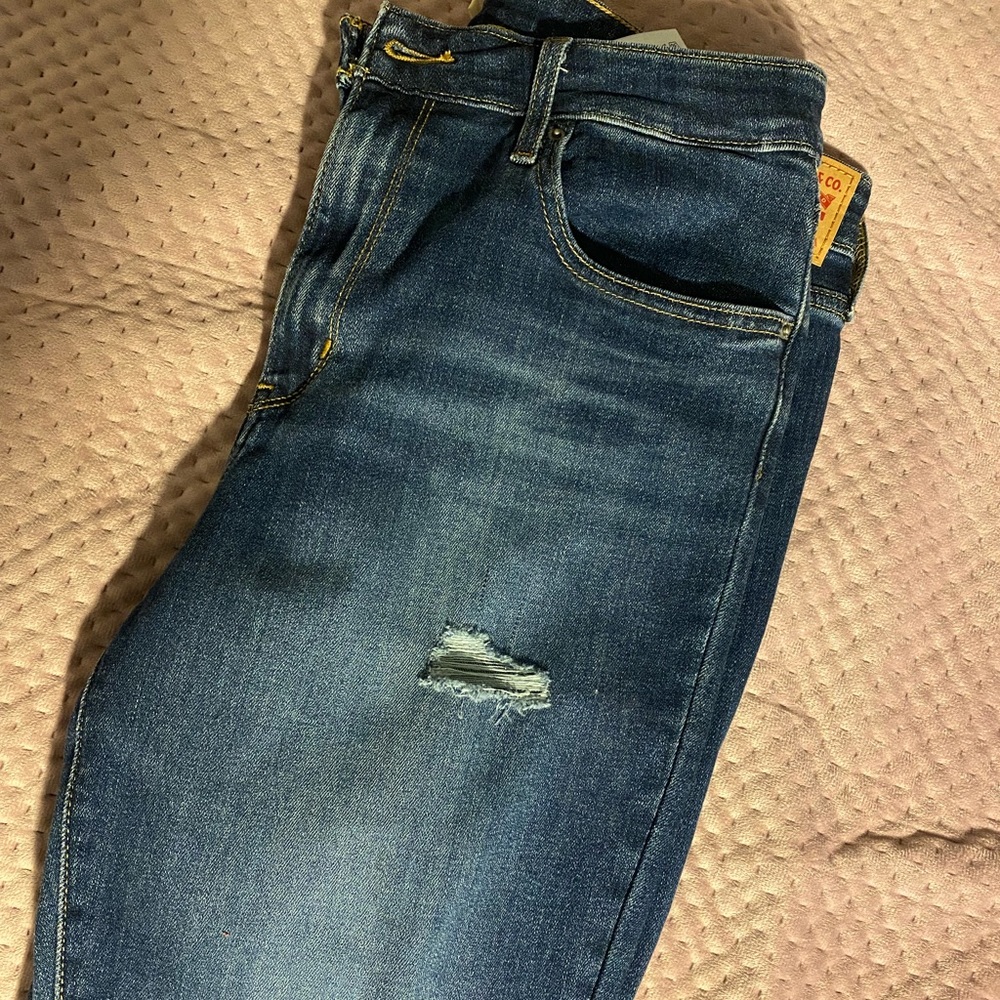Dark blue Levi’s jeans size 31 skinny jeans